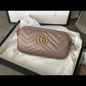 Gucci GG Marmont Matelasse Calf Mini,Crossbody bag